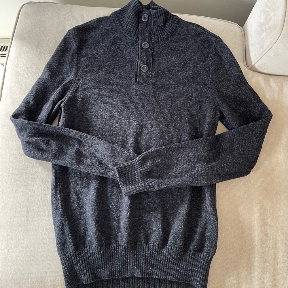 Men’s AE Sweater